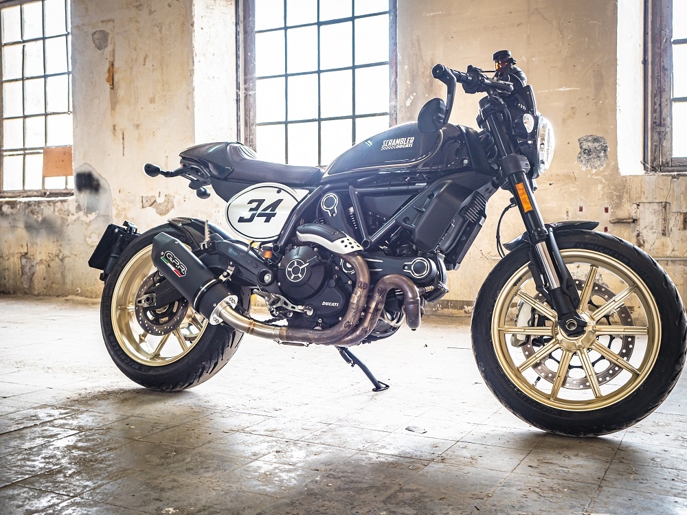 Escape compatível com Ducati Scrambler 800 2017-2020, Furore Evo4 Nero, Escape legal, homologado, silenciador com catalisador, db killer removível e tubo de ligação específico 