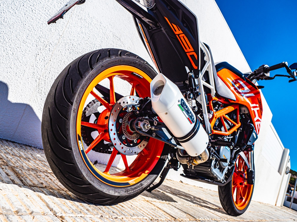 Escape compatível com Ktm Rc 390 2017-2020, Albus Evo4, Escape legal, homologado, silenciador com db killer removível e tubo de ligação específico 