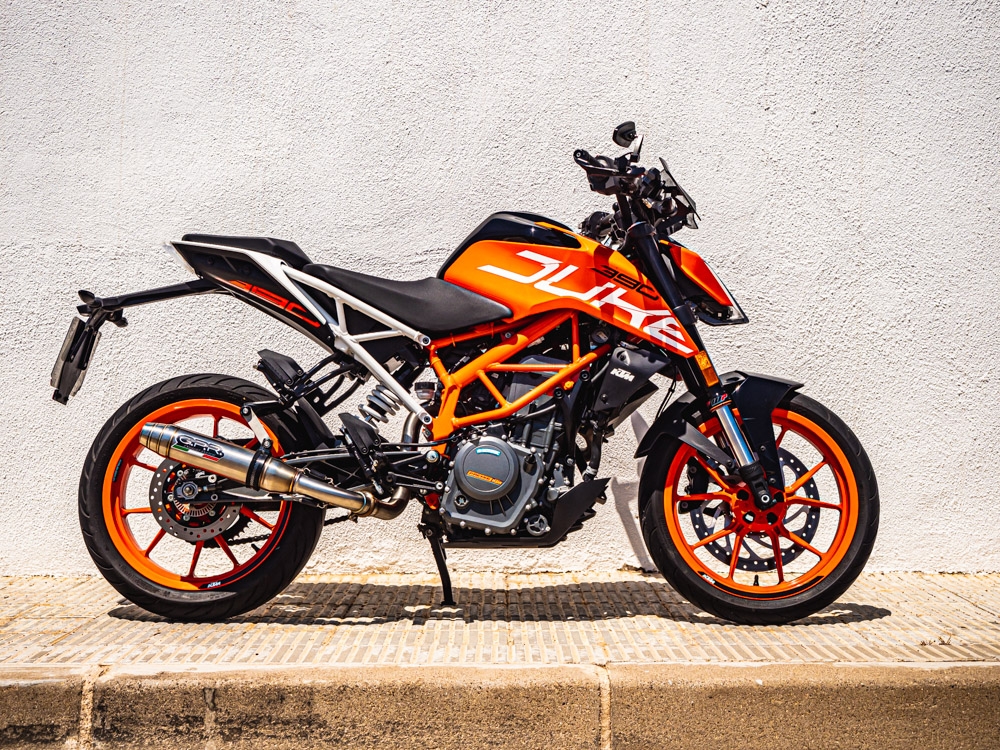 Escape compatível com Ktm Duke 125 2017-2020, Deeptone Inox, Sistema racing Silencioso com tubo de ligação 