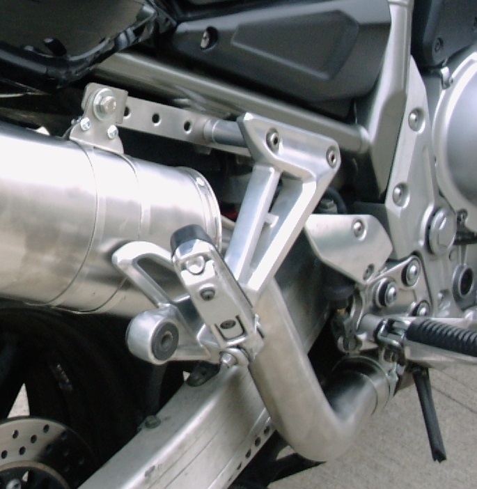 Escape compatível com Yamaha Fzs 1000 Fazer 2001-2005, Trioval, Escape legal, homologado, silenciador com db killer removível e tubo de ligação específico 