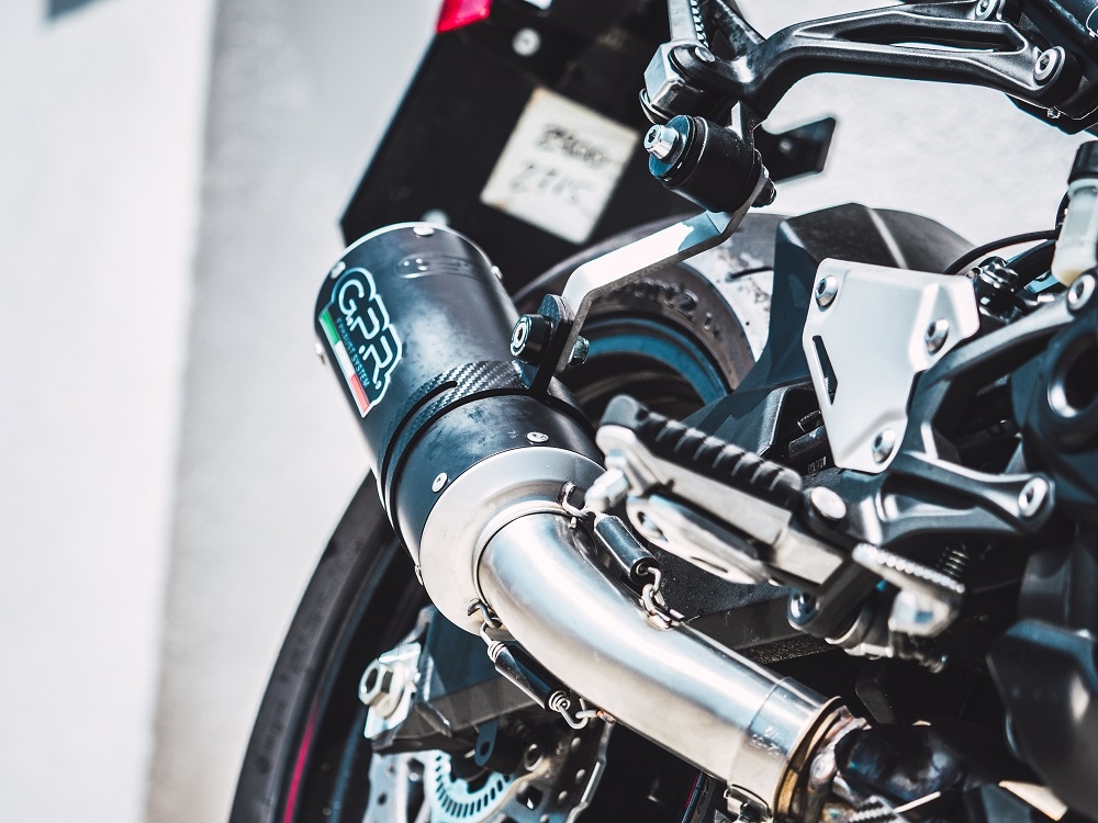 Escape compatível com Kawasaki Z 900 2017-2019, M3 Black Titanium, Escape legal, homologado, silenciador com db killer removível e tubo de ligação específico 