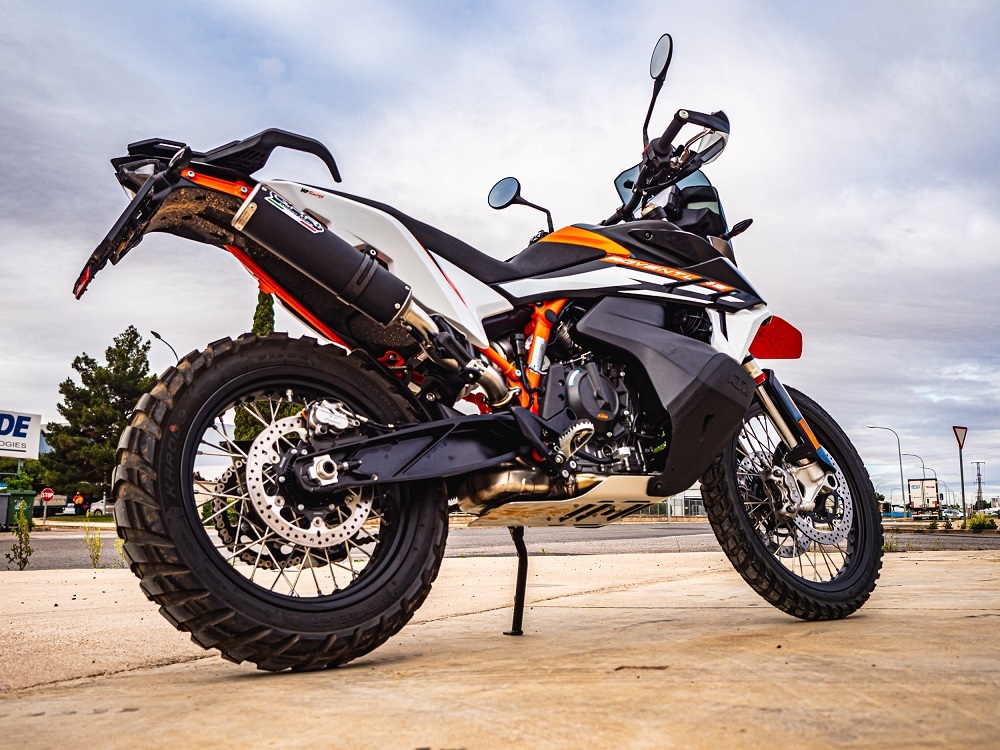 Escape compatível com Husqvarna Norden 901 2022-2024, M3 Black Titanium, Escape legal, homologado, silenciador com db killer removível e tubo de ligação específico 