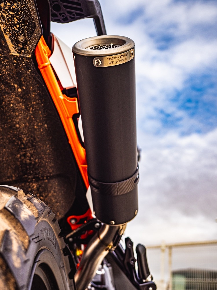 Escape compatível com Husqvarna Norden 901 2022-2024, M3 Black Titanium, Escape legal, homologado, silenciador com db killer removível e tubo de ligação específico 