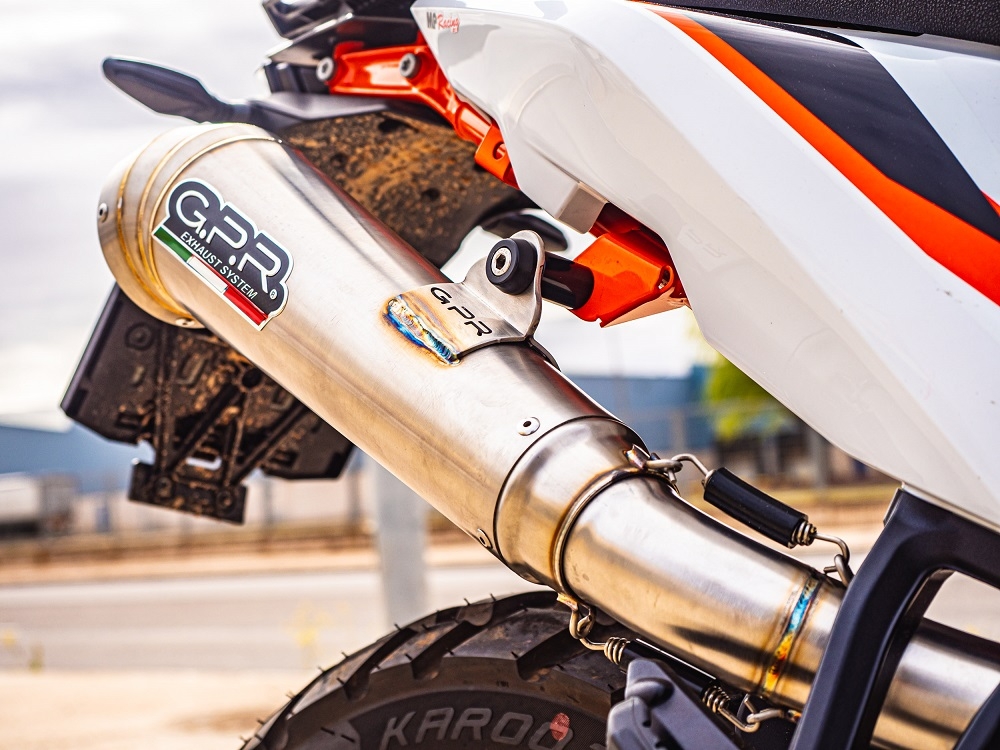 Escape compatível com Ktm Duke 890 2021-2024, Deeptone Inox, Sistema racing Silencioso com tubo de ligação 