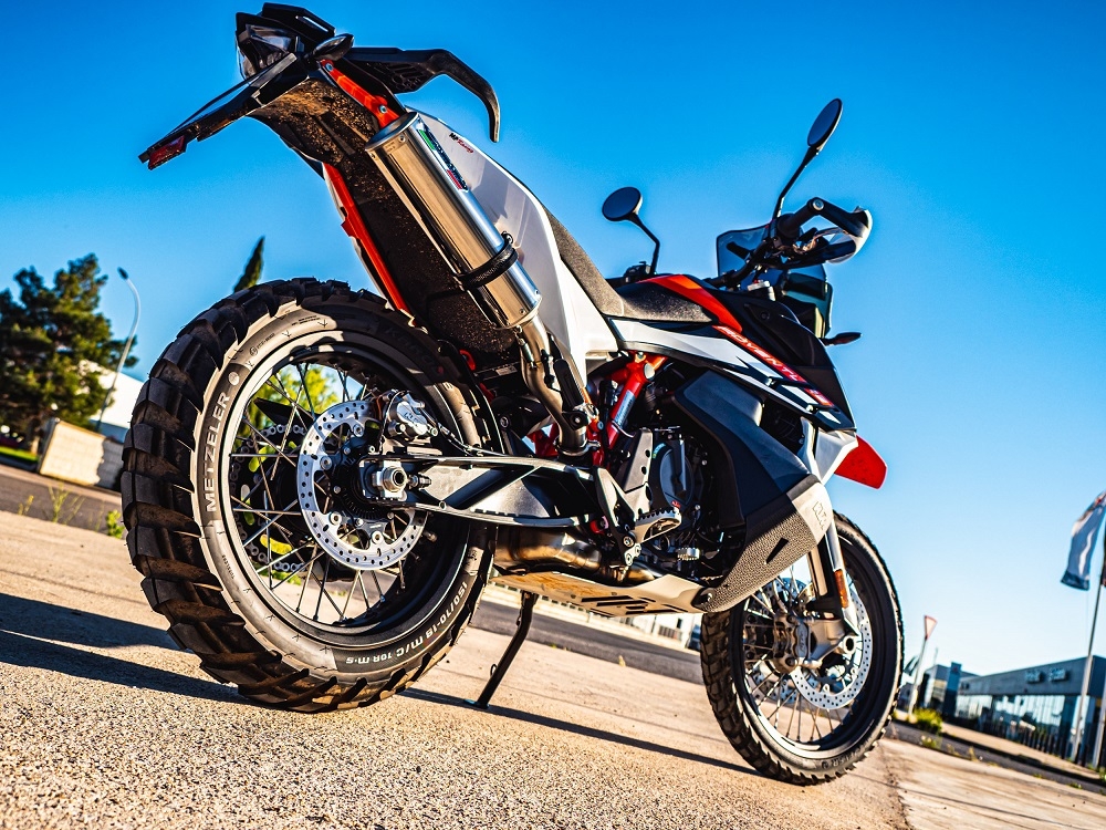 Escape compatível com Husqvarna Norden 901 2022-2024, M3 Inox , Sistema racing Silencioso com tubo de ligação 