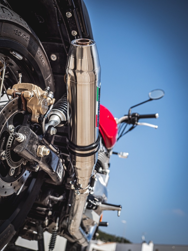 Escape compatível com Royal Enfield Interceptor 650 2021-2025, Deeptone Inox, Par de terminais de exaustão aprovados, com db killer removível, catalisadores e tubo de conexão específico 