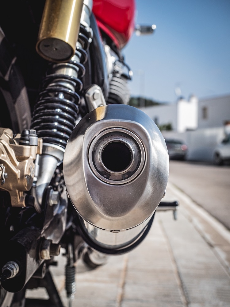 Escape compatível com Royal Enfield Interceptor 650 2019-2020, Satinox, Par de terminais de exaustão aprovados, com db killer removível, catalisadores e tubo de conexão específico 