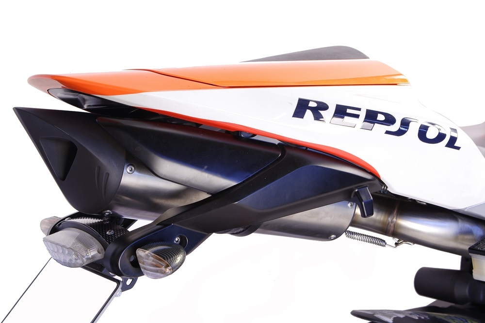 Escape compatível com Honda Cbr 600 Rr 2005-2006, Tiburon Titanium, Escape Racing, linha completa, fornecido com coletor específico, artigo sem homologação 