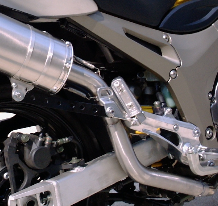 Escape compatível com Yamaha Tdm 900 2002-2014, Furore Nero, Par de silenciosos de escape homologadas, com db killer removível e tubos de ligação específicos 
