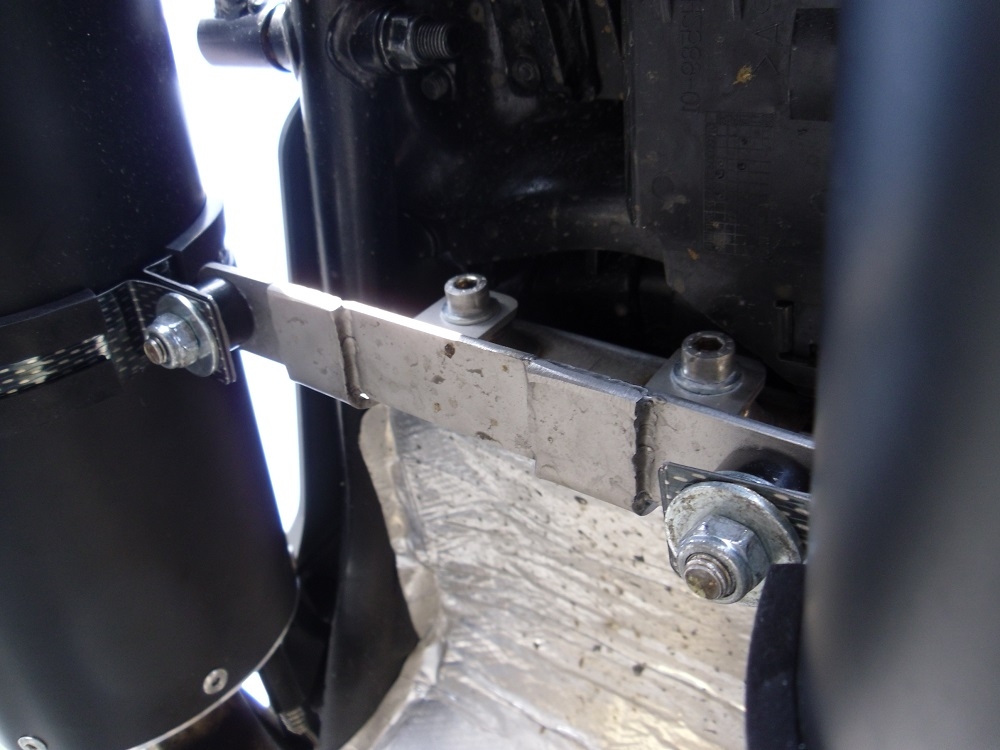Escape compatível com Yamaha Xt 660 Z Teneré 2008-2016, Satinox , Par de silenciosos de escape homologadas, com db killer removível e tubos de ligação específicos 
