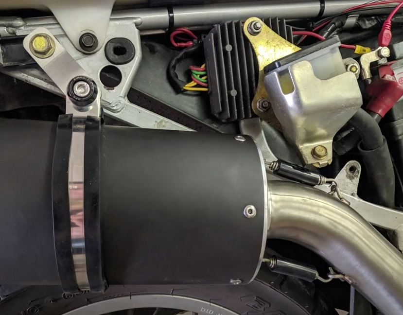 Escape compatível com Honda Transalp Xl 600 V 1996-1999, Furore Nero, Escape legal, homologado, silenciador com db killer removível e tubo de ligação específico 