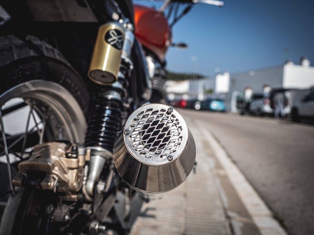 Escape compatível com Honda Transalp XL 650 V 2000-2006, Ultracone Inox Cafè Racer, Silenciador homologado universal, com db killer removível sem tubo de conexão 