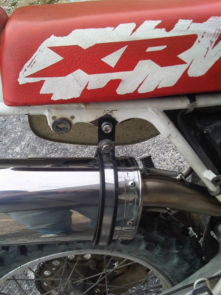 GPR escape compatível com  Honda Xr 600 R  1988-1998, Trioval, Escape legal, homologado, silenciador com db killer removível e tubo de ligação específico 