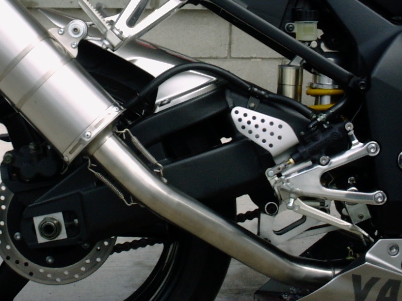 Escape compatível com Yamaha Yzf 1000 R1 2002-2003, Albus Ceramic, Escape legal, homologado, silenciador com db killer removível e tubo de ligação específico 