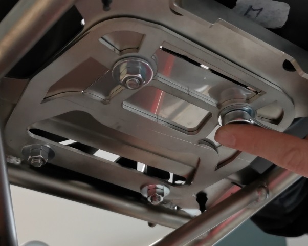Top case em alumínio, cor prata com placa específica incluída Top case maletas GPR TECH compatível com Aprilia Tuareg 660 2021/2024 e5