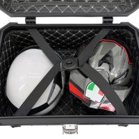 Top case em alumínio, cor preta com placa específica incluída Top case maletas GPR TECH compatível com Benelli Trk 251 2019/2023