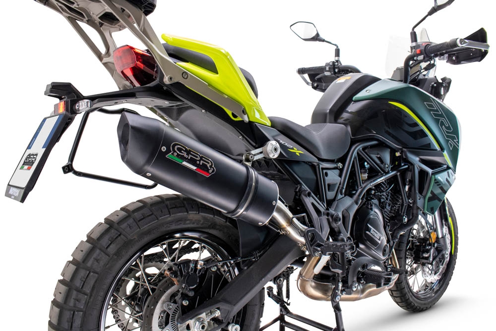 Escape compatível com Benelli Trk 702 X 2023-2024, Furore Evo4 Nero, Escape legal, homologado, silenciador com db killer removível e tubo de ligação específico 