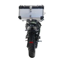 Top case em alumínio, cor prata com placa específica incluída GPR TECH compatível com Kawasaki Versys 650 2023/2024 e5 plus
