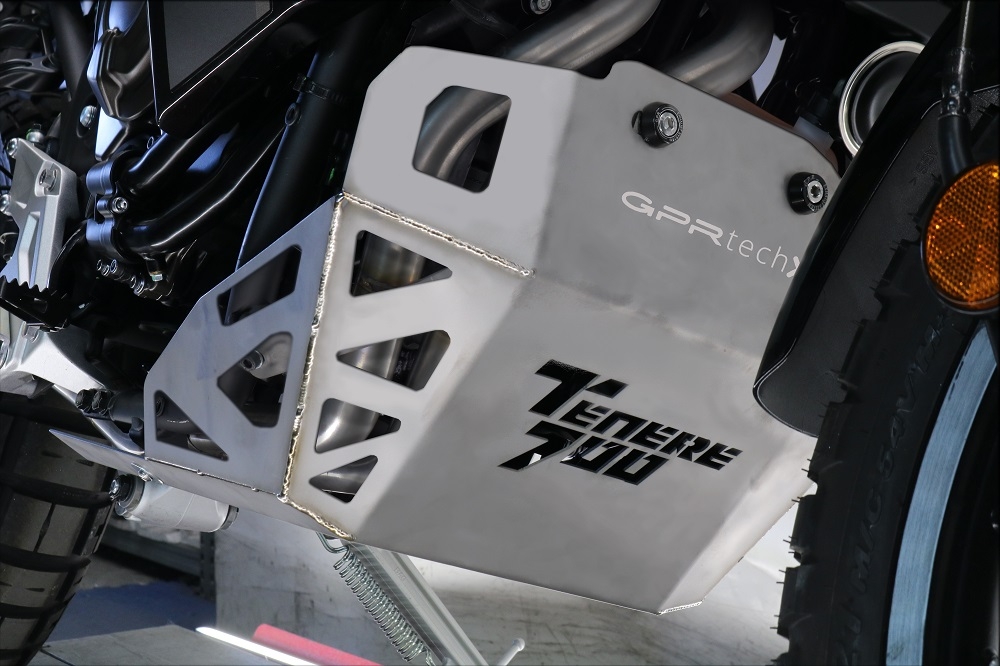 Escape compatível com Yamaha Tenere 700 2021-2024, Decatalizzatore + Paracoppa Titanio, Sistema racing Sistema de tubo para eliminar o catalisador, mais chapa antiderrapante de titânio do motor 