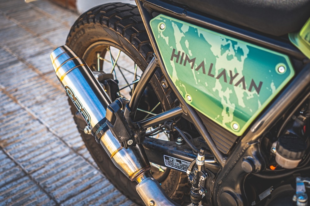 Escape compatível com Royal Enfield Himalayan 410 2021-2024, Deeptone Inox, Sistema racing Silencioso com tubo de ligação 