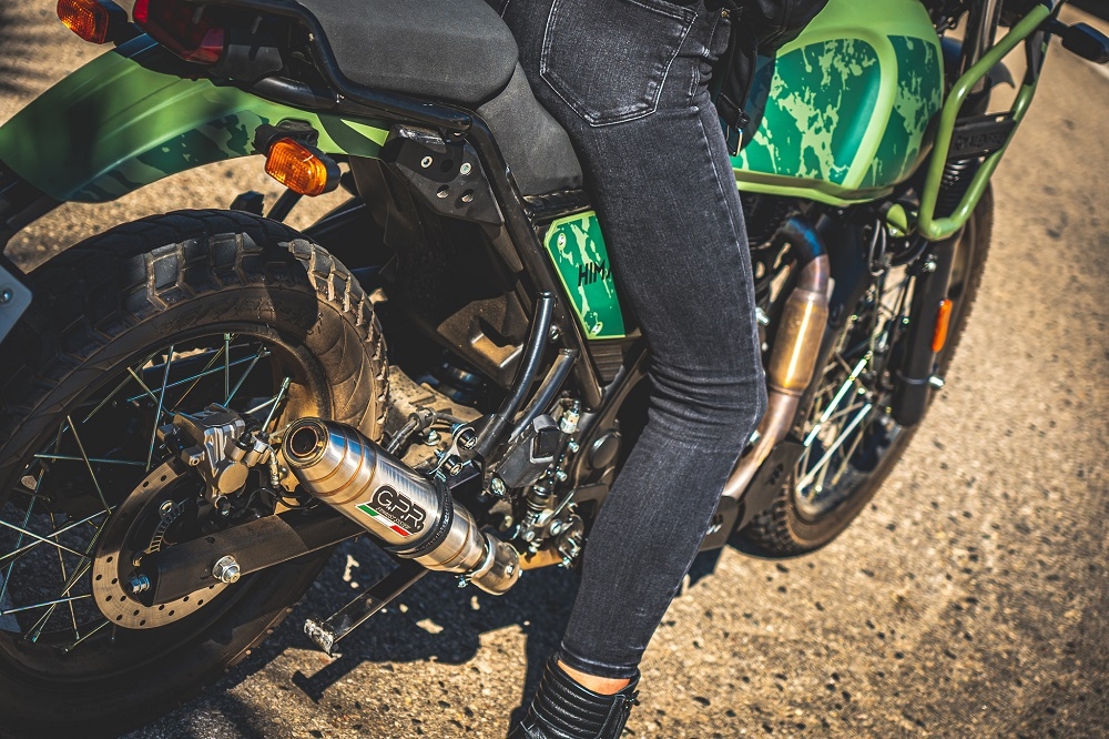 Escape compatível com Royal Enfield Himalayan 410 2021-2024, Deeptone Inox, Sistema racing Silencioso com tubo de ligação 