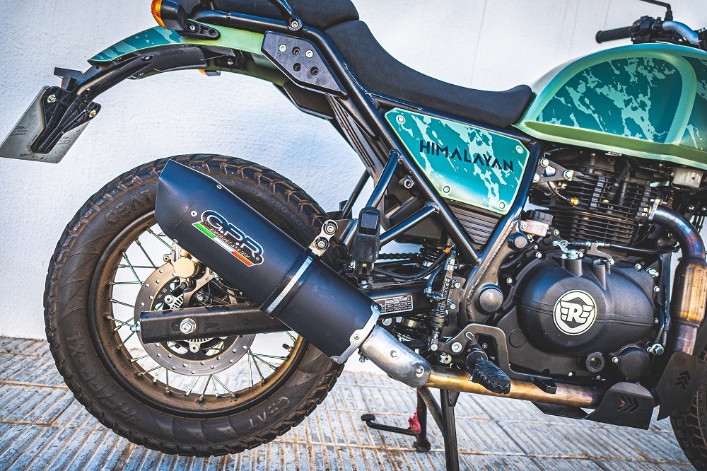 Escape compatível com Royal Enfield Himalayan 410 Diam.36mm 2017-2020, Furore Nero, Sistema racing Silencioso com tubo de ligação 