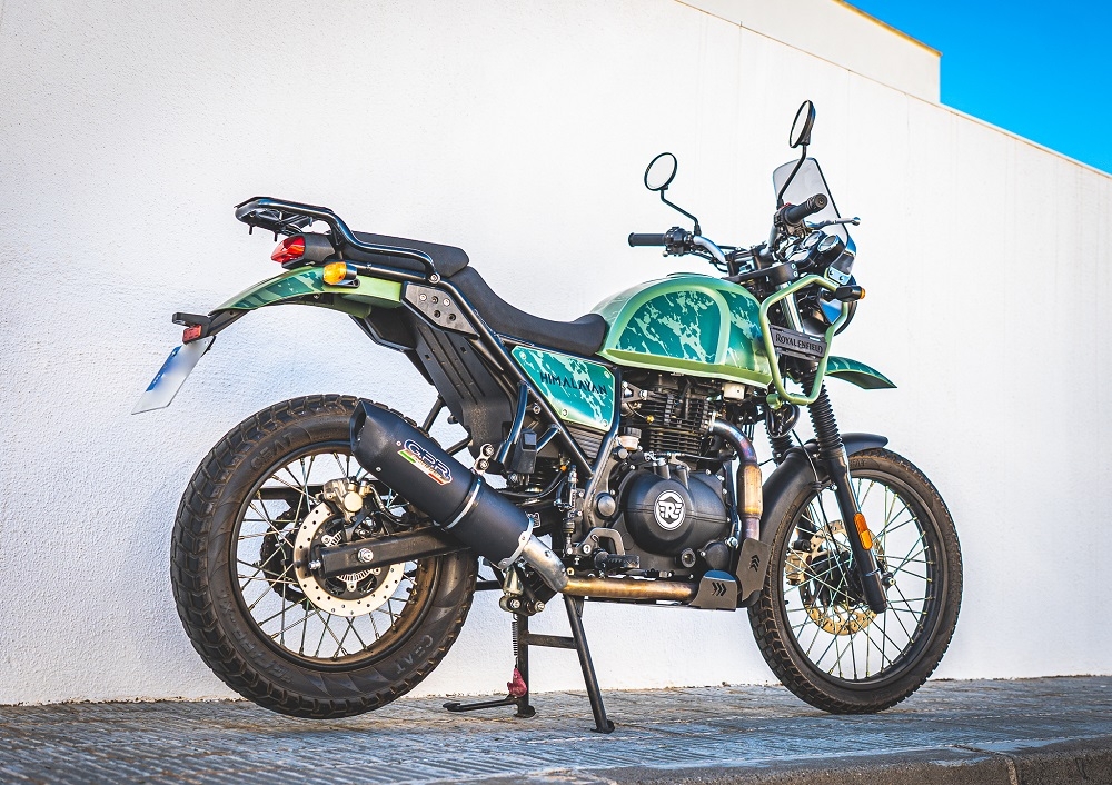 Escape compatível com Royal Enfield Himalayan 410 Diam.36mm 2017-2020, Furore Nero, Sistema racing Silencioso com tubo de ligação 