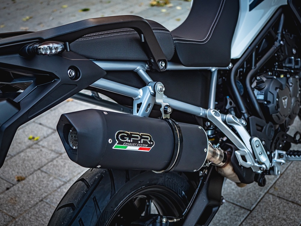 Escape compatível com Triumph Tiger 900 2020-2023, Furore Evo4 Nero, Escape legal, homologado, silenciador com db killer removível e tubo de ligação específico 