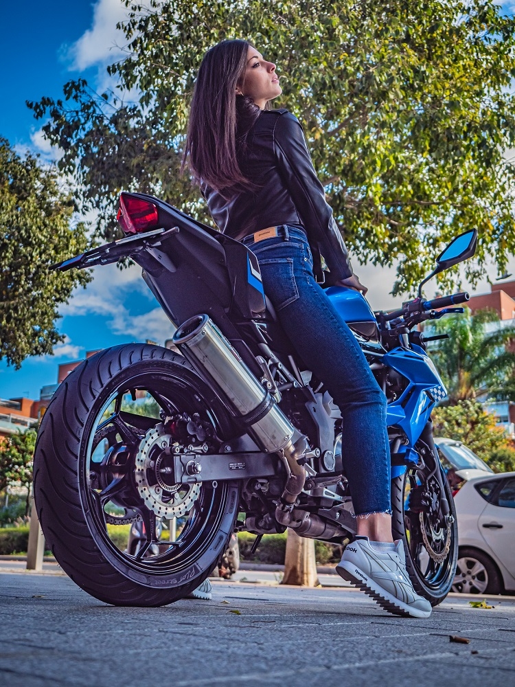 Escape compatível com Kawasaki Z 125 2021-2024, M3 Inox , Escape legal, homologado, silenciador com db killer removível e tubo de ligação específico 