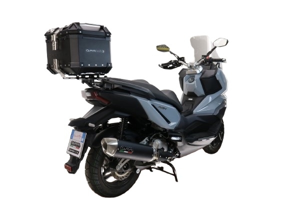 Top case maletas GPR TECH compatível com Sym ADX 300 2024/2026 e5 Plus Top Case Alpi-Tech em alumínio, cor preta com placa específica incluída Capacidade Litros 26
