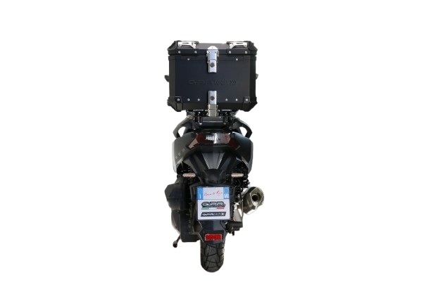 Top case maletas GPR TECH compatível com Sym ADX 300 2024/2026 e5 Plus Top Case Alpi-Tech em alumínio, cor preta com placa específica incluída Capacidade Litros 35