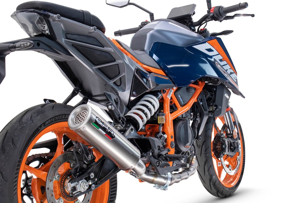 Escape compatível com Ktm Duke 125 2024-2025, M3 Inox , Escape legal, homologado, silenciador com db killer removível e tubo de ligação específico 