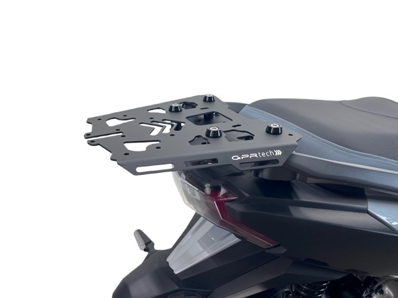 Top case maletas GPR TECH compatível com Sym ADX 300 2024/2026 e5 Plus Top Case Alpi-Tech em alumínio, cor prata com placa específica incluída Capacidade Litros 26