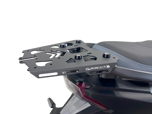 Top case maletas GPR TECH compatível com Sym ADX 300 2024/2026 e5 Plus Top Case Alpi-Tech em alumínio, cor prata com placa específica incluída Capacidade Litros 26