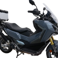 Top case maletas GPR TECH compatível com Sym ADX TG 400 2024/2026 e5 Plus Top Case Alpi-Tech em alumínio, cor prata com placa específica incluída Capacidade Litros 35
