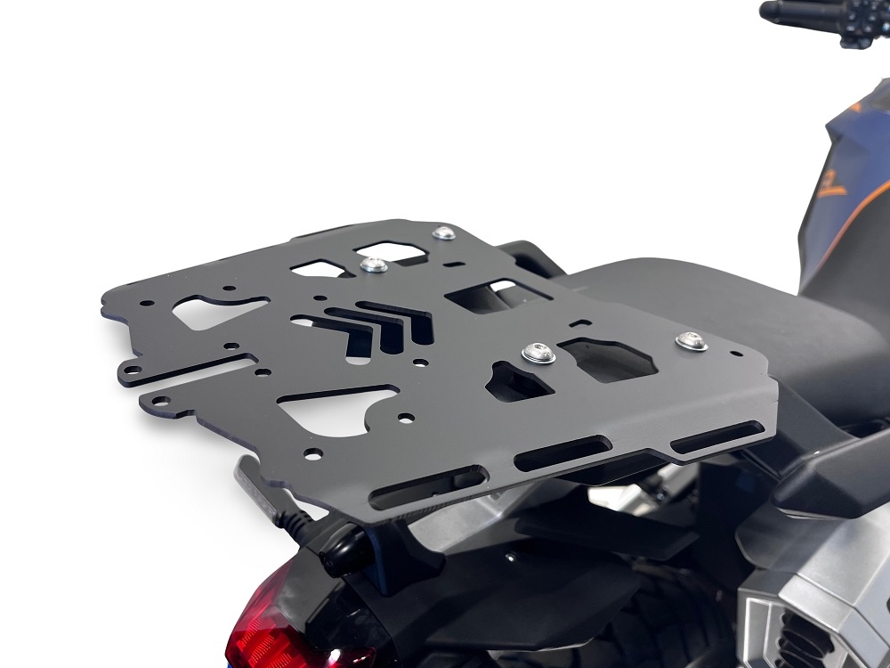 GPR TECH compatível com Zontes 703 F 2025/2026 Top Case Alpi-Tech em alumínio, cor prata com placa específica incluída Capacidade Litros 35
